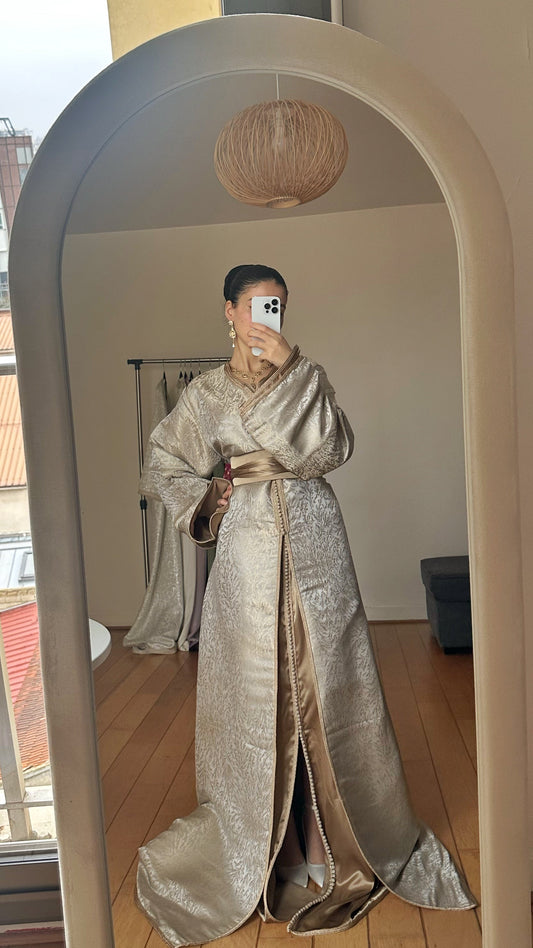 Le Caftan des Sables d'Or