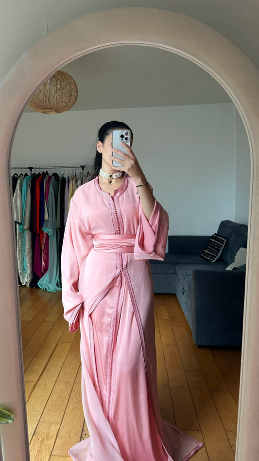 Le Caftan Rose Poudré